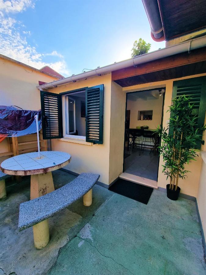 Petite Maison Au Calme エピネー・シュル・セーヌ エクステリア 写真
