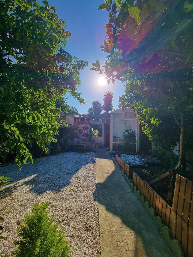 Petite Maison Au Calme エピネー・シュル・セーヌ エクステリア 写真